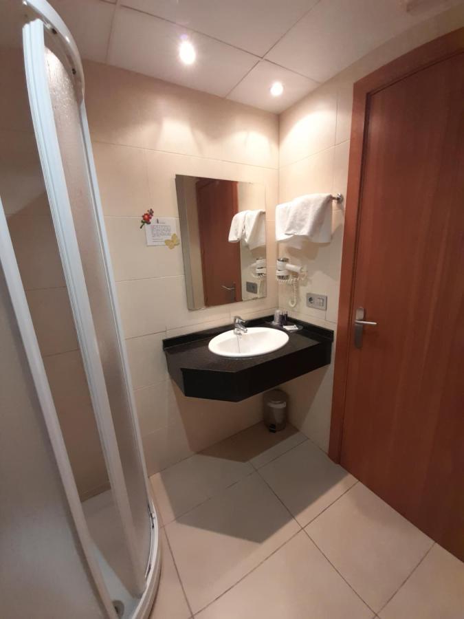 Hotel Avenida El Morell Bagian luar foto