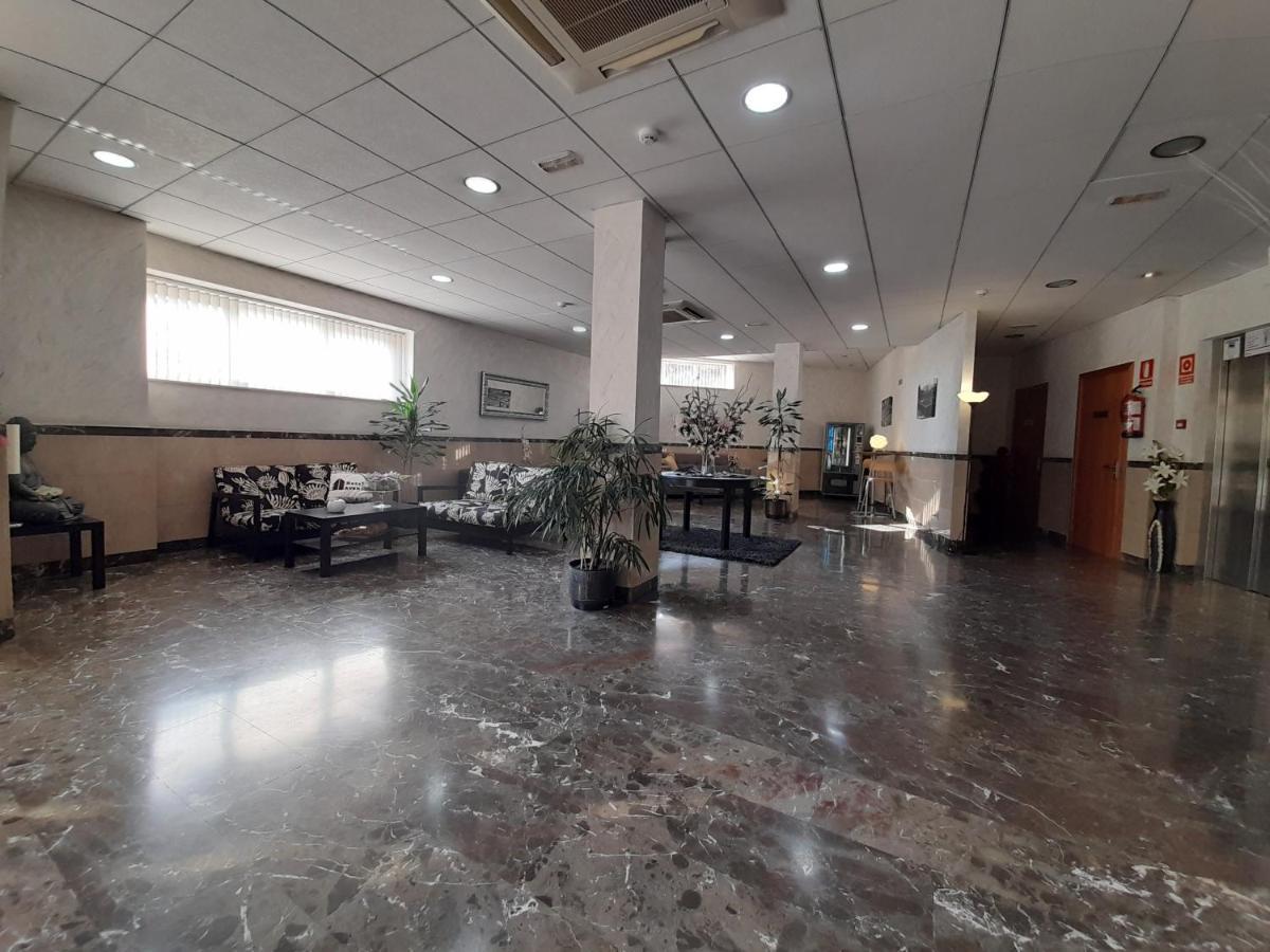 Hotel Avenida El Morell Bagian luar foto