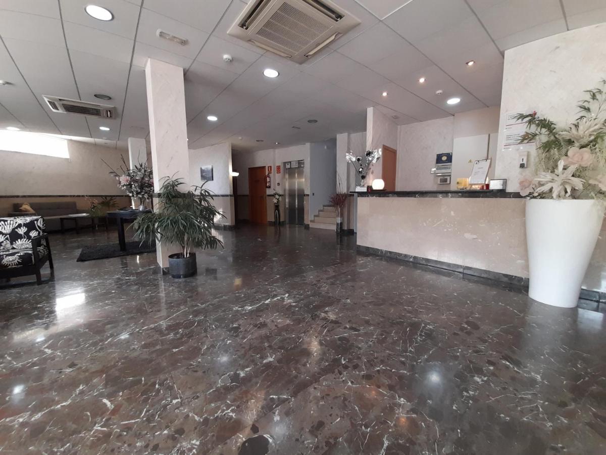 Hotel Avenida El Morell Bagian luar foto