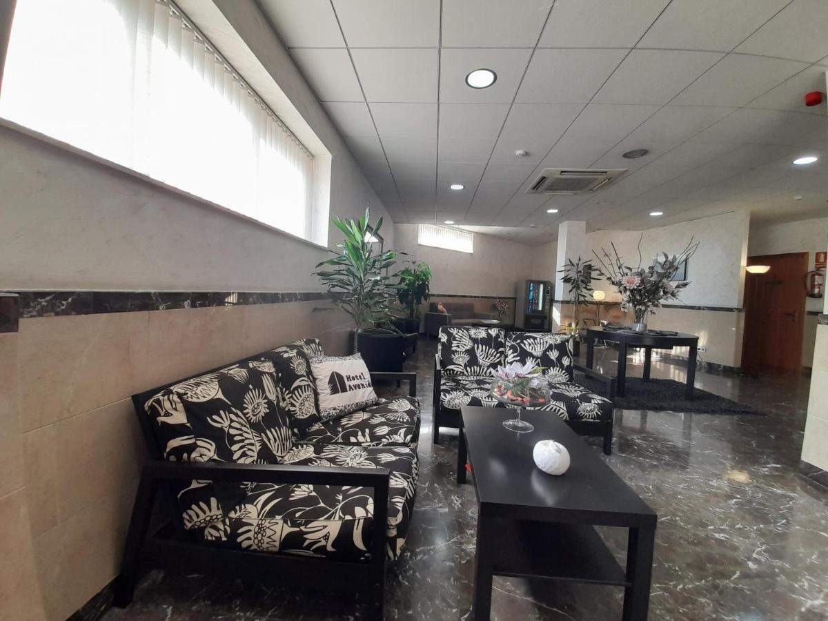 Hotel Avenida El Morell Bagian luar foto