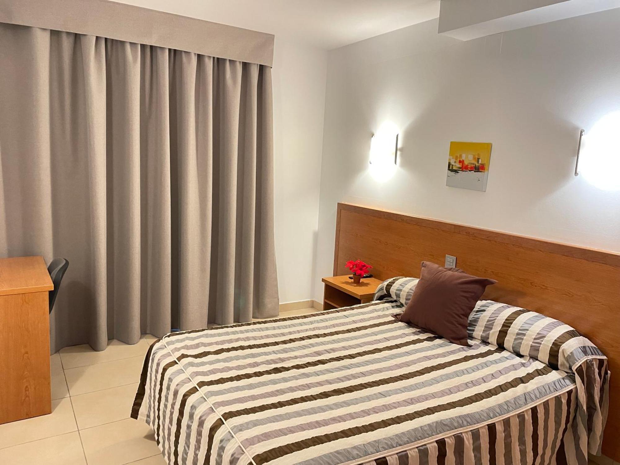 Hotel Avenida El Morell Bagian luar foto